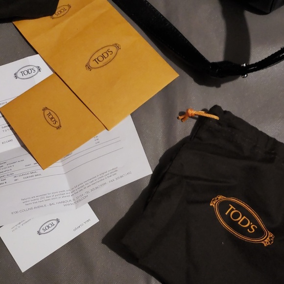 NIB Tod's purse w/RARE red suede interior - Picture 6 of 8